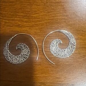 Elegant Silver Floral Earrings